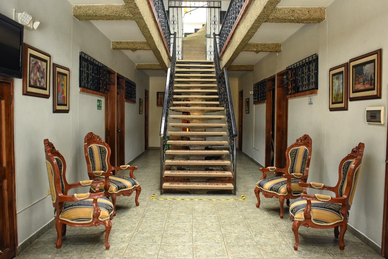 Hotel El Lago 2 Перейра Экстерьер фото